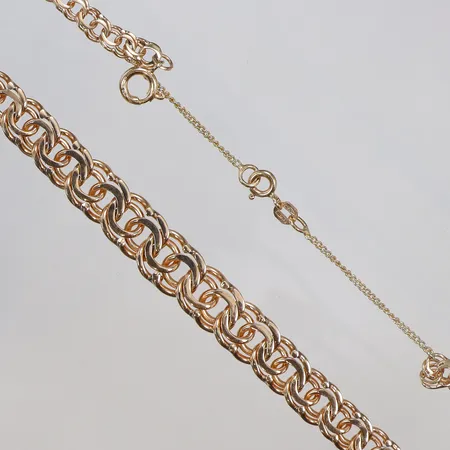 Collier doserad Bismarck 46,5cm bredd 4-10mm, med säkerhetskedja, 18K Vikt: 30 g