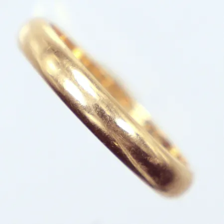 Ring, Ø17½, gravyr, 18K Vikt: 3,7 g