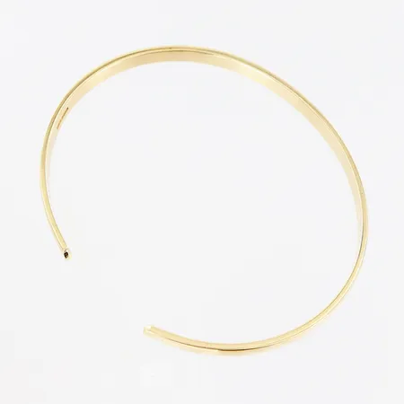Armband, stelt, innermått ca 53x65mm, bredd 5mm, 18K Vikt: 21,7 g