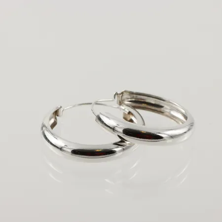 Parörhängen , Ø ca 30mm, bredd 5,5mm, silver Vikt: 3,6 g