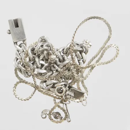 Diverse silver, skadat, udda, 925/1000 Vikt: 27 g