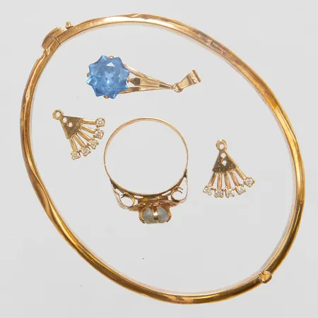 Diverse guld 14K  Vikt: 10,9 g