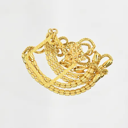 Diverse defekt guld, 21K. Vikt: 9,2 g