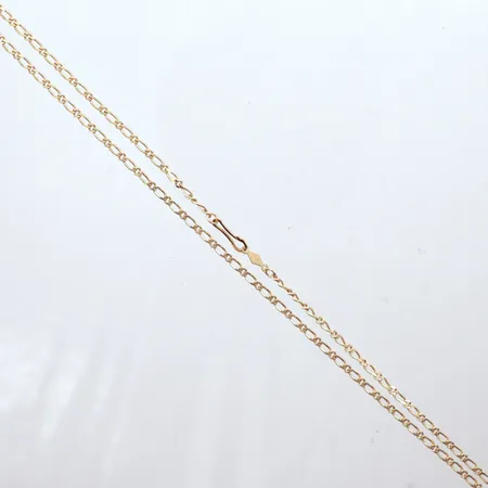 Kedja, längd 47cm, bredd 2,2mm, defekt trasig, 14K Vikt: 4,8 g