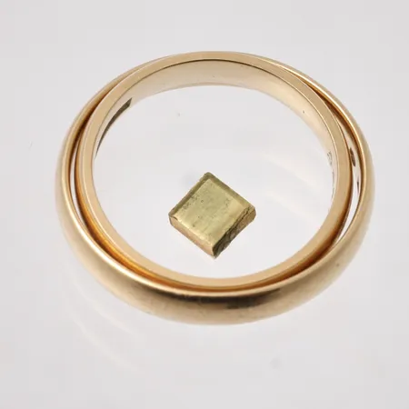 Diverse defekt guld, 18K, vikt 7,44g.