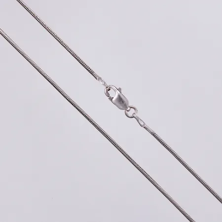 Kedja, ormlänk, längd: ca 42,5cm bredd: ca 1,5mm, 925/1000 silver  Vikt: 4,9 g