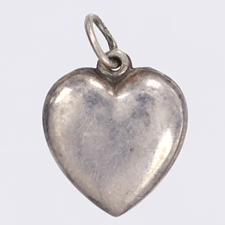 Hänge hjärta, längd inkl ögla18mm, bredd 12mm, silver 830/1000 Vikt: 1,2 g