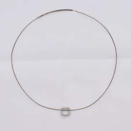 Halvstelt collier, Ø 14cm, silver 925/1000 Vikt: 3 g