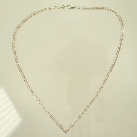 Halsband, längd 43cm, bredd 4mm, trasig.  Silver 925/1000, 11,2g Vikt: 11,2 g