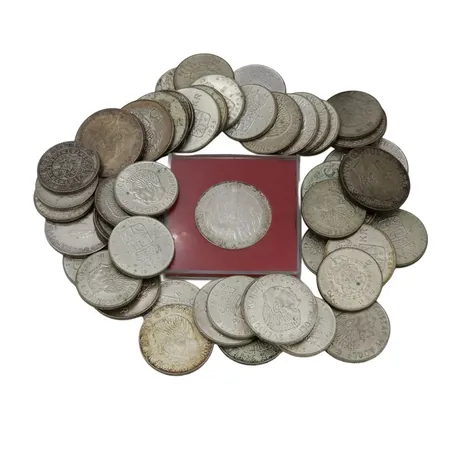 Svenska silvermynt, 40-92,5 %, halv dollar 40 % finvikt cirka 390g Vikt: 390 g