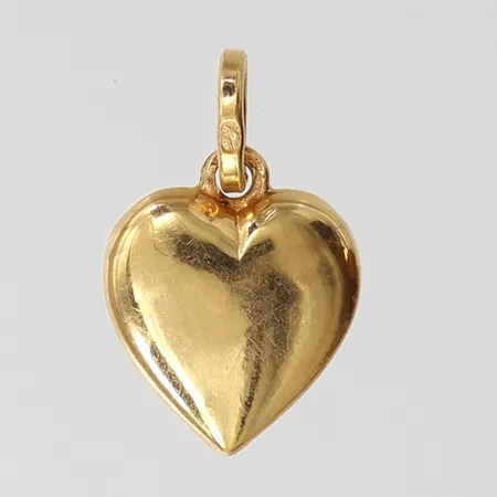 Hänge hjärta, ca 16,5x10mm inkl ögla. 18K  Vikt: 1 g