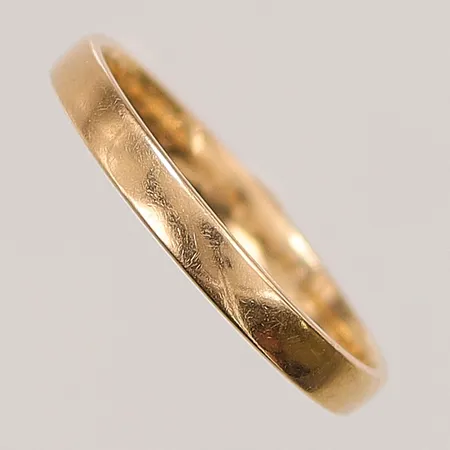 Ring, slät, Ø20¾, bredd: 3,1mm, gravyr, 18K, 3,4g.