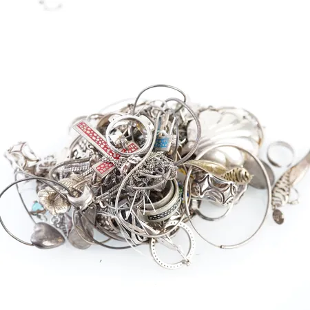 Diverse silver Vikt: 402 g