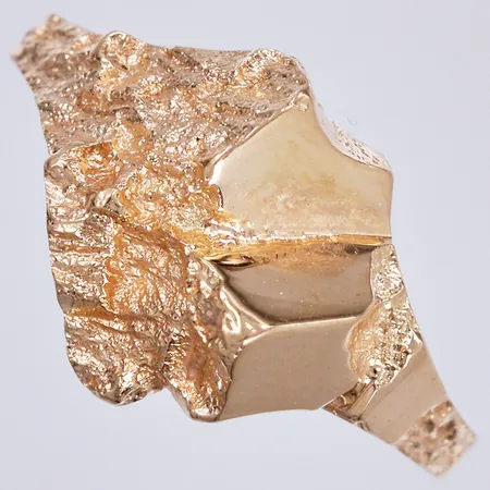 Ring, stl. 16½, bredd: ca 2-12mm, 18K Vikt: 3,1 g