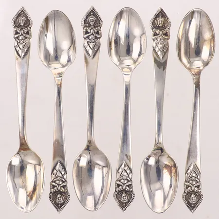 6 Skedar, längd 9,5cm, silver 925/1000 Vikt: 52,8 g