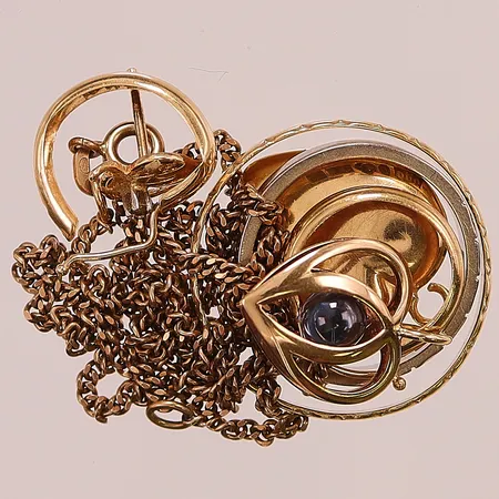 Diverse Guld, trasigt, graverat, 18K 14,4g.