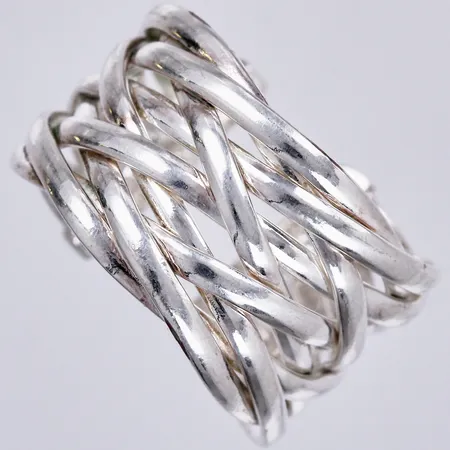 Ring stl: 17, bredd ca 12mm, 925/1000 silver Vikt: 6,1 g