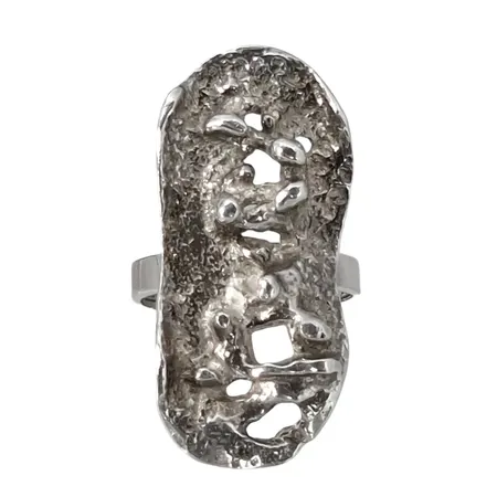 Retro Ring Finland 1970-tal, Erik Granit (1930-1988), silver 925/1000, Ø16,0 mm, tillverkad 1971, bredd 3-32 mm Vikt: 6,3 g
