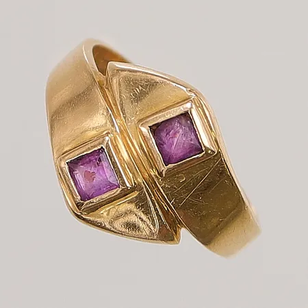Ring med tvår stenar, Ø17,25, 18K 3,7g.
