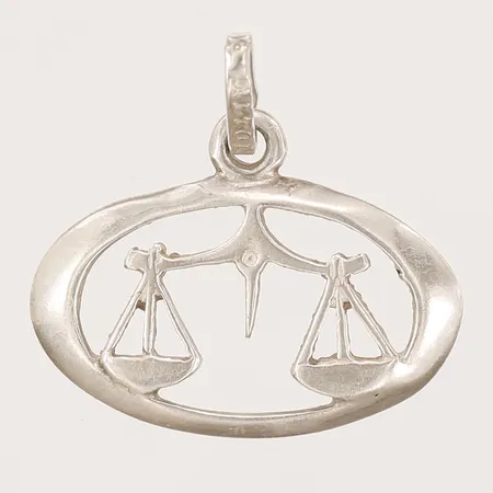 Hänge vågen, längd 18mm inklusive ögla, bredd 18mm, Alton, 830/1000 silver  Vikt: 0,7 g