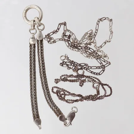 Silverskrot, defekt, silver 925/1000.  Vikt: 16 g