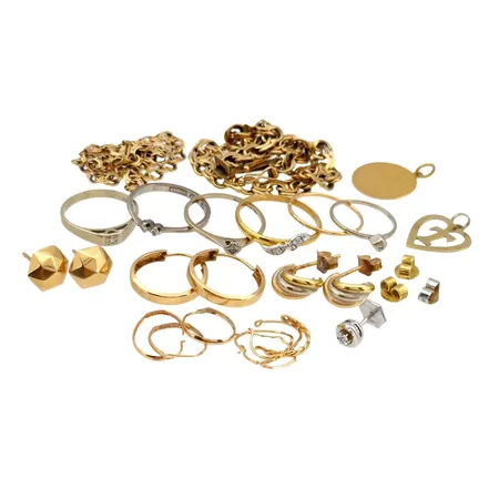 Diverse smycken och smyckesdelar, 18K guld, bruttovikt 34,8g Vikt: 34,8 g