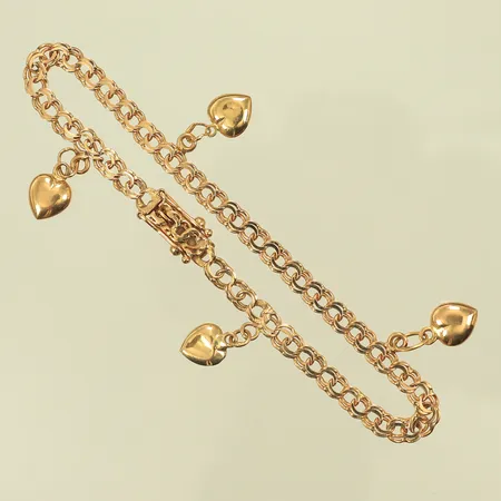 Armband, Bismarck med berlocker (hjärtan), längd 19cm, 4-20mm, några hjärtan buckliga, 18K, 6,8g Vikt: 6,8 g