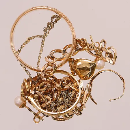 Diverse Guld, skadat, graverat, 18K 25,6g.