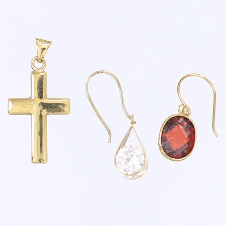 Diverse defekt guld, 18K,  Vikt: 2,8 g