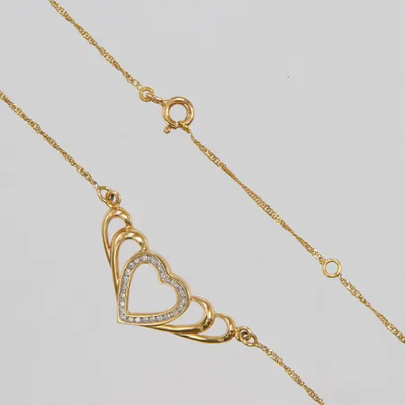 Collier hjärta, åttkantslipade diamanter 26 x ca 0,005ct, längd ca 42 + 45cm, bredd 1-12mm, 18K Vikt: 3,9 g