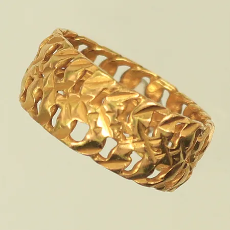 Ring med mönster, stl 16½, bredd 8mm, 21K, 5g Vikt: 5 g