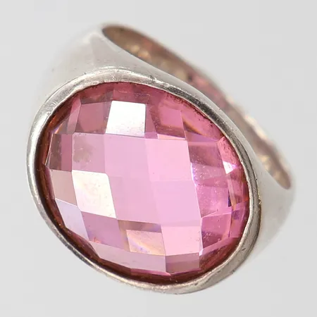 Ring med sten, stl 18, bredd ca 5-15mm, Guldfynd, 925/1000  silver Vikt: 11,7 g