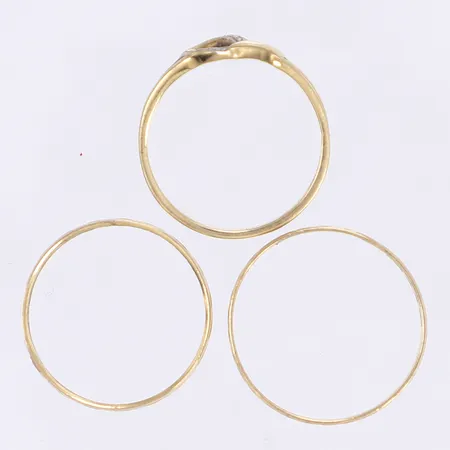 Diverse guld defekt/gravyr 18K Vikt: 4,6 g