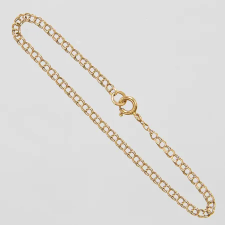 Armband Bismarck, längd ca 17,2cm, bredd 2,5mm, bruksslitage, 18K Vikt: 1,9 g