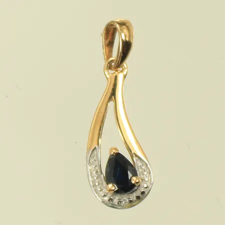 Hänge med blå safir och diamant ca 0,003ct, 18 x 5 mm inkl ögla, 18K 0,5g Vikt: 0,5 g