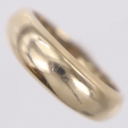 Ring, stl 17½, bredd 3,2-6,1mm, 14K  Vikt: 3 g