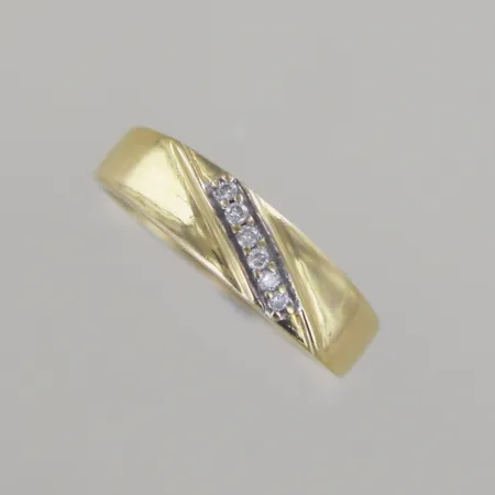 Ring med diamanter 0,06ct WSI, Ø 17,5 mm., 18k Graverad datum, Vikt: 2,8 g