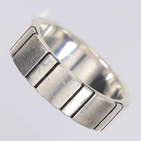 Ring, stl 22, bredd 7mm, silver 925/1000 Vikt: 10,8 g
