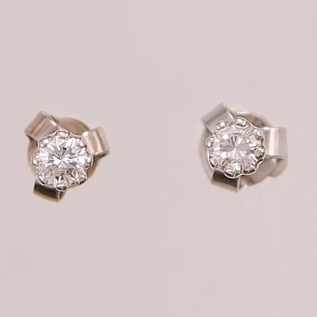 Örhängen ett par med diamanter 2xca 0,16ct, defekt snurrebuss, 18K , 1,2g.