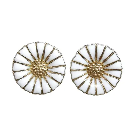 Örhängen "Daisy", GEORG JENSEN, ett par, förgyllt silver, vit emalj, Ø11,5 mm, felfri emalj Vikt: 2,6 g