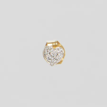 Udda örhänge hjärta, diamanter 10 x ca 0,005ct, ca 4,5 x 4,5mm, 18K Vikt: 0,4 g