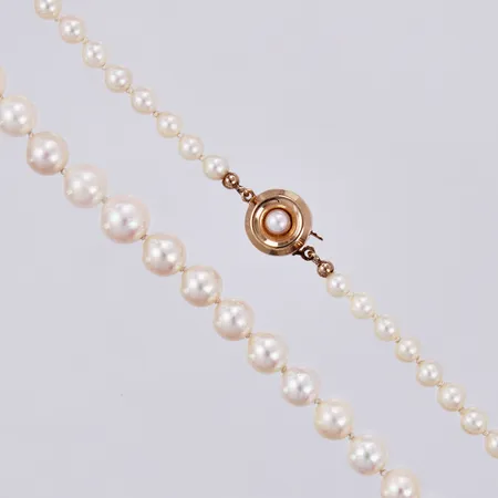 Collier med odlade pärlor, doserat ca 5-8mm, lås 18K Vikt: 0 g