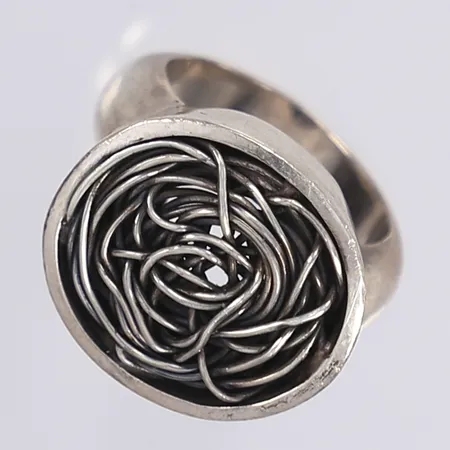Ring, stl 19¾, bredd 7-21mm, silver 925/1000 Vikt: 20,6 g