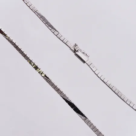 Collier längd ca 40cm, bredd ca 4mm, 835/1000 silver Vikt: 14,9 g