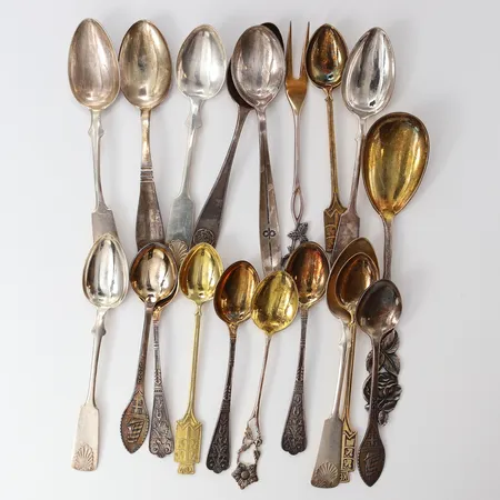 Bestick, olika delar, olika längder, silver 830/1000.  Vikt: 201,5 g