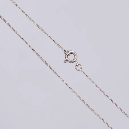 Kedja Pansar, längd ca 41,5cm, bredd ca 1mm, silver Vikt: 0,9 g
