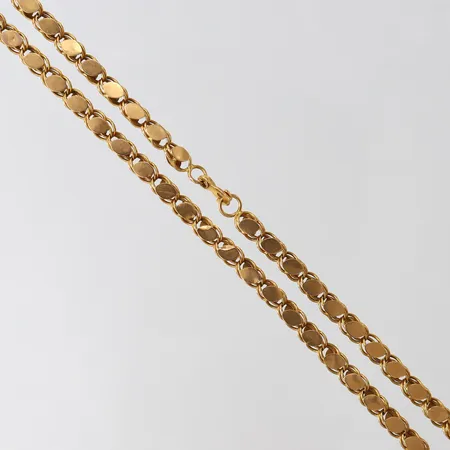 Kedja, längd 45cm, bredd ca 4,5mm, något ojämn, 18K Vikt: 13,1 g