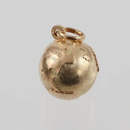 Hänge "Jordglob", Ø ca15mm, 18k Vikt: 4,9 g