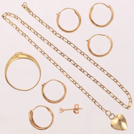 Diverse guld, defekt, 18K  Vikt: 5,6 g