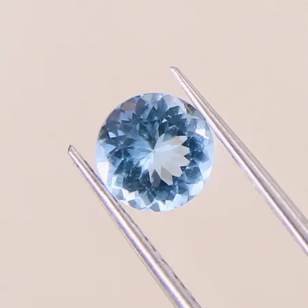 Akvamarin ca 1,50ct.  Vikt: 0 g